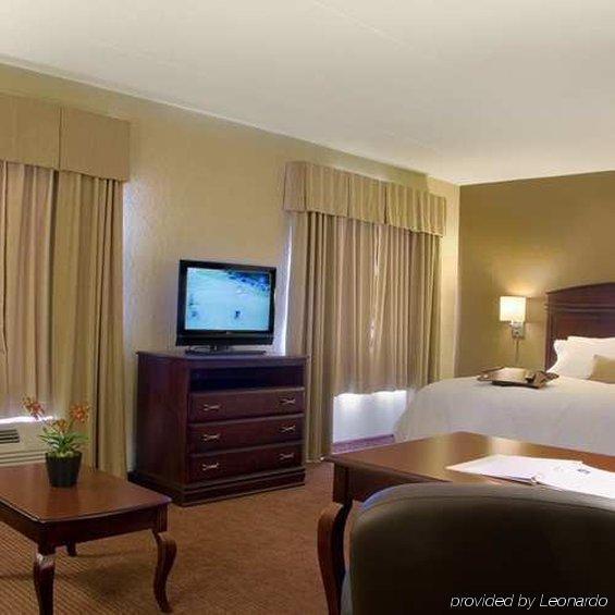 Hampton Inn & Suites Madison - West Quarto foto